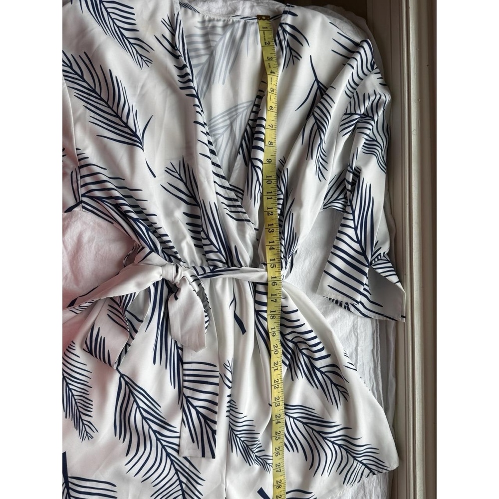 Cupshe Womens Medium Blue & White Wrap Romper Belted Waist 3/4 Sleeves Chic - Picture 10 of 13